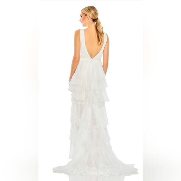 Mac Duggal HIGH LOW TIERED GOWN WITH BUILT IN BODYSUIT NWT size 2 white (55320) - Picture 2 of 6